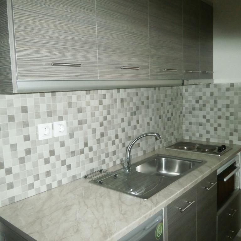 Daniela Apartments Nea Roda Exterior photo